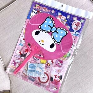 Sanrio Hello Kitty Strawberry News Magazines No. 534 Gift Melody hand Fan